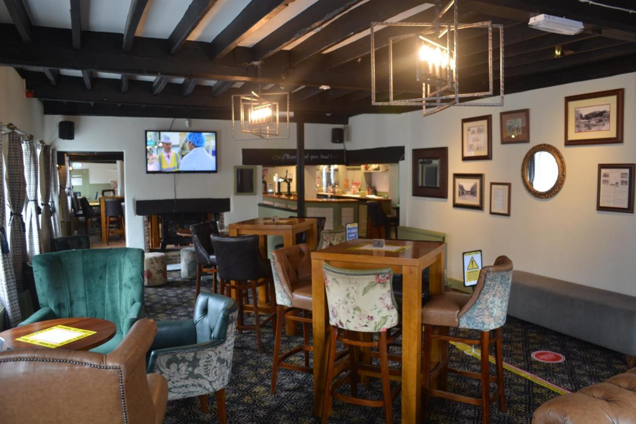 The Bull Hotel Downton  Luaran gambar