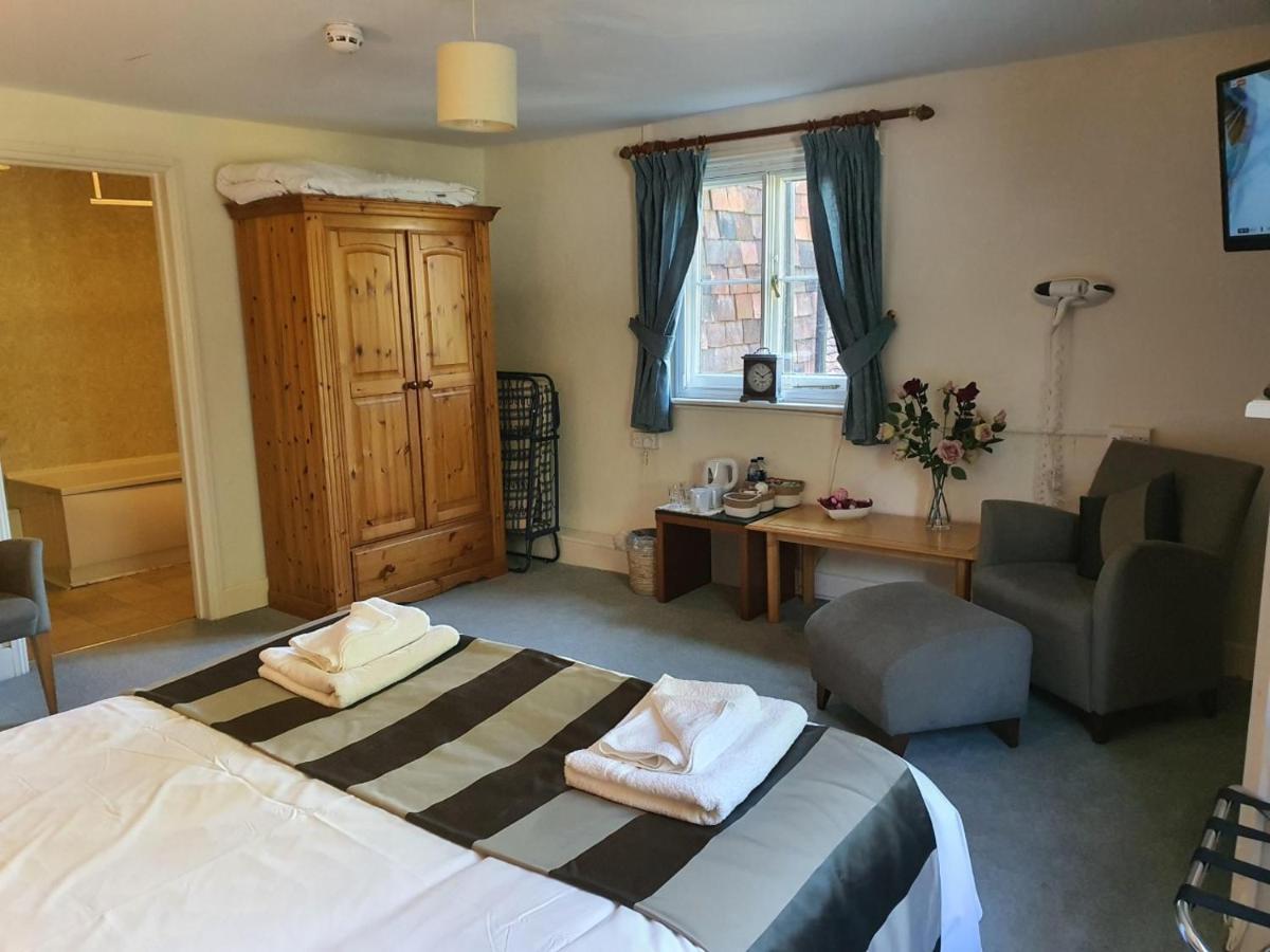 The Bull Hotel Downton  Luaran gambar