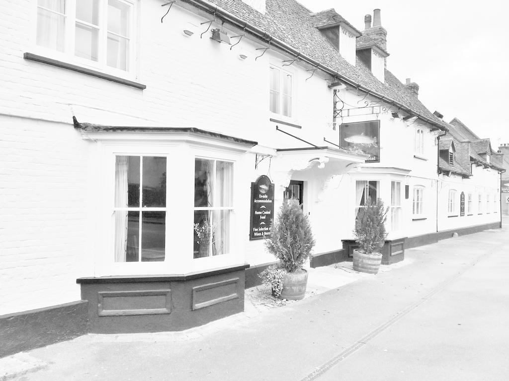 The Bull Hotel Downton  Luaran gambar